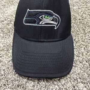 Seattle Seahawks NFL Hat Black Embroidered Logo Stretch Fit Cap S/M